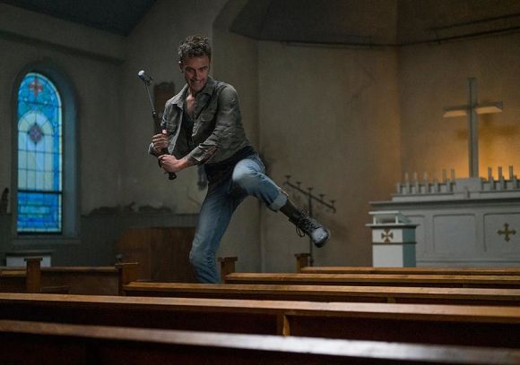 the-6-most-kickass-moments-from-preacher-episode-the-possibilities-cassidy-in-preache-1015488